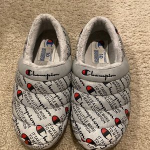 Champion slippers, size 10 in very good condition